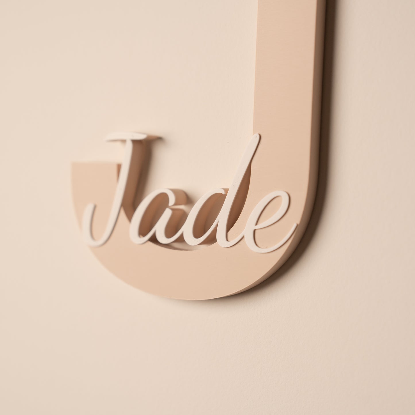 Naambordje kinderkamer - Mat Beige/Wit
